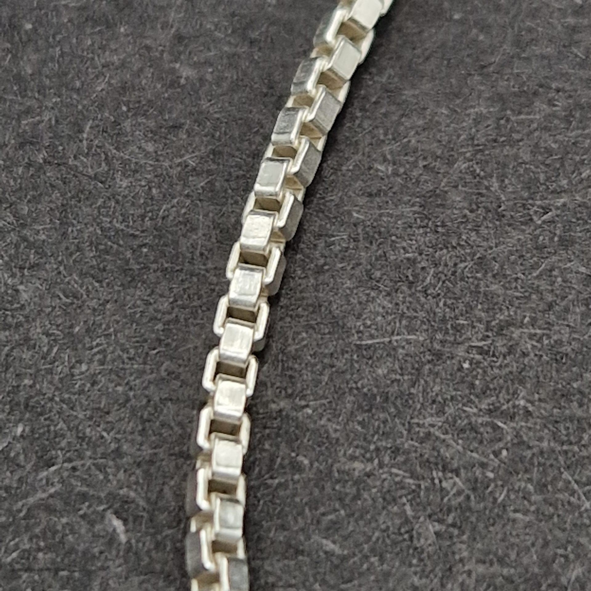 Atlas – Bold Silver Squares Necklace
