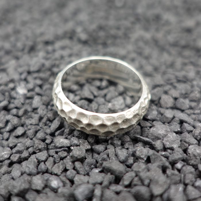 Alvéole - fair trade polished oxidized honeycomb 925 silver ring