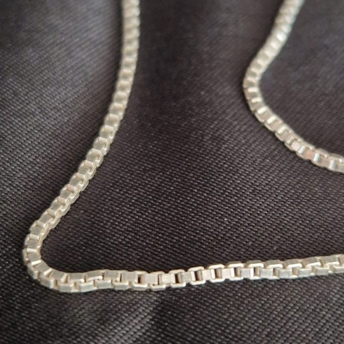 Atlas - fair trade 925 silver polished squares necklace