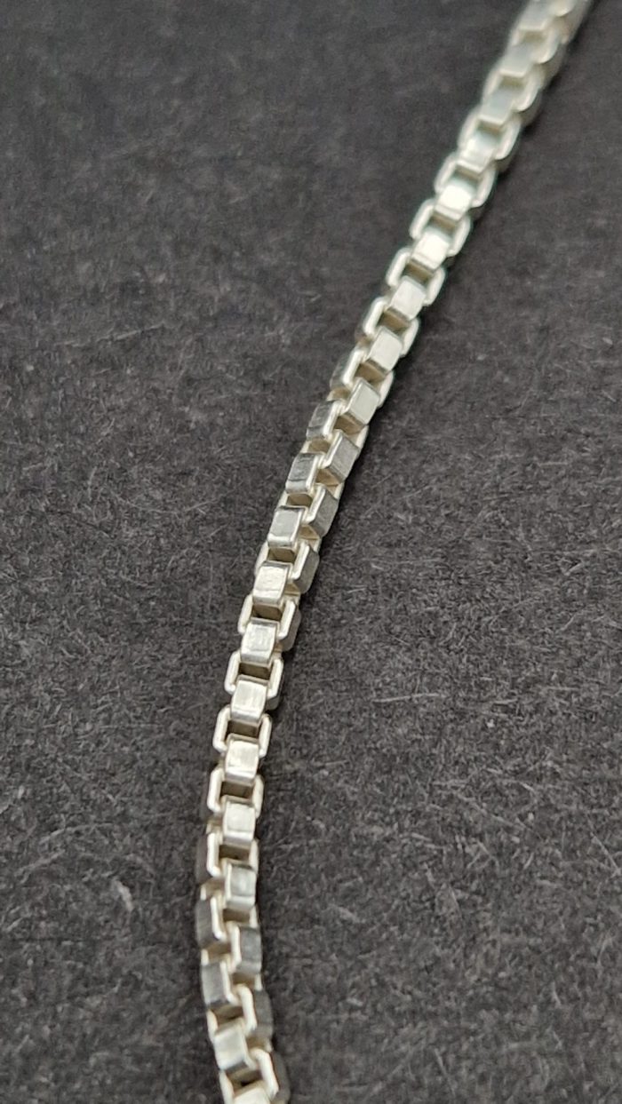 Atlas - fair trade 925 silver polished squares necklace